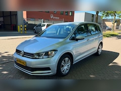 Volkswagen Touran - 1.2 TSI Comfortline 7p 2017 NIEUWE APK
