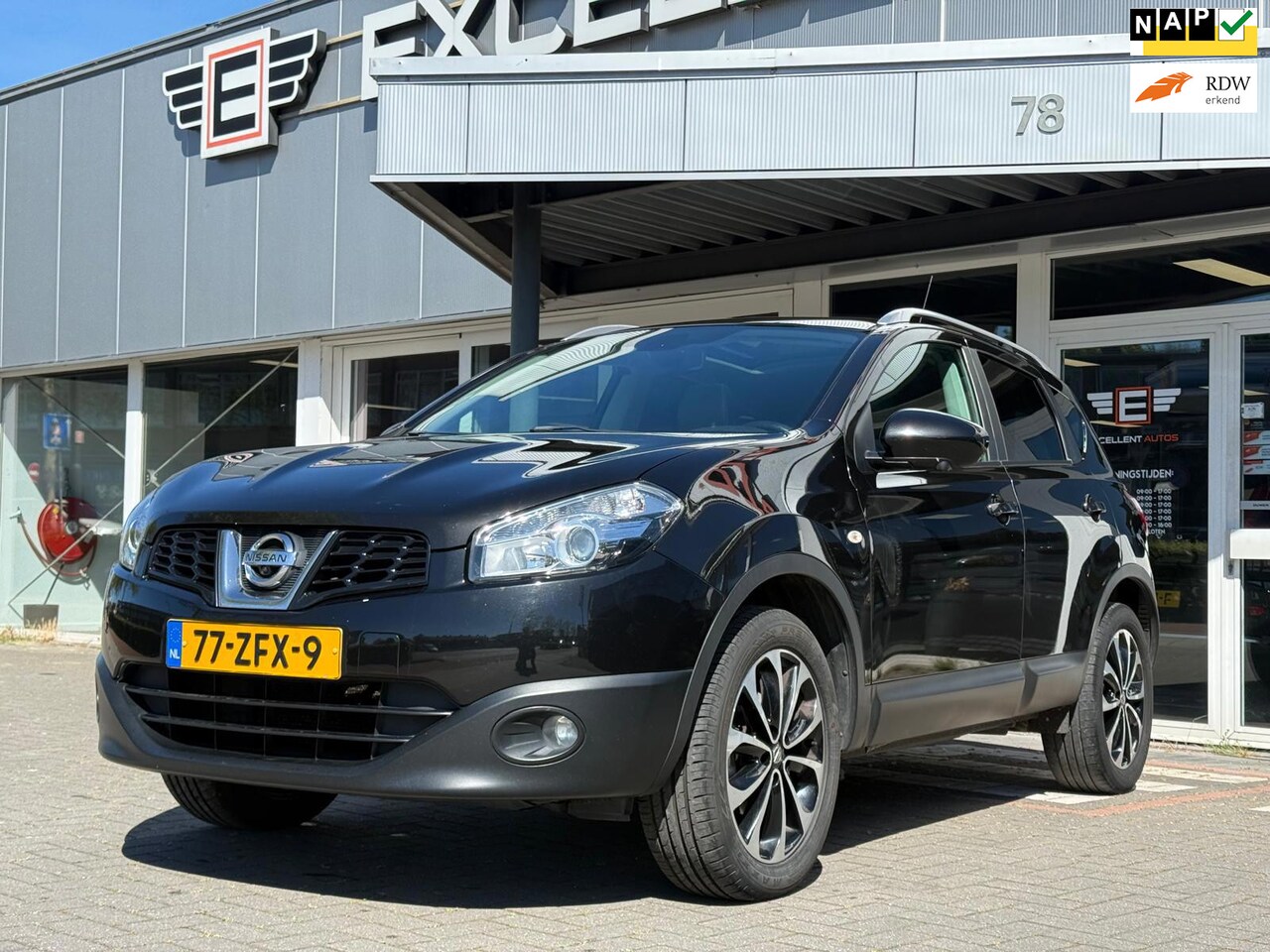Nissan Qashqai - 1.6 Connect Edition - Panoramadak - AutoWereld.nl