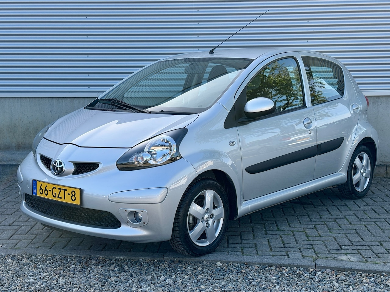 Toyota Aygo - 1.0-12V Sport [ 1e eig.dealer oh, 5drs ] - AutoWereld.nl