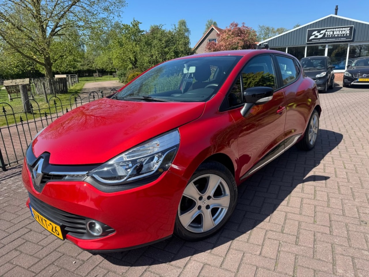 Renault Clio - 0.9 TCE Expression*Cruise control - AutoWereld.nl