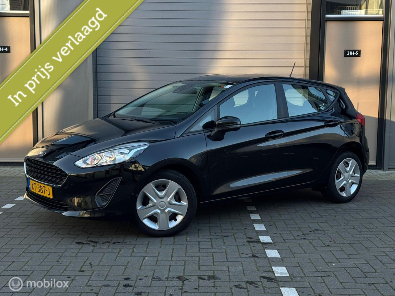 Ford Fiesta - 1.1 Trend / Airco / Navi / Dealer / NlAut - AutoWereld.nl