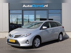 Toyota Auris Touring Sports - 1.8 Hybrid Aspiration Automaat Clima, NAVI, Camera, Cruise, PDC, Dealer onderhouden