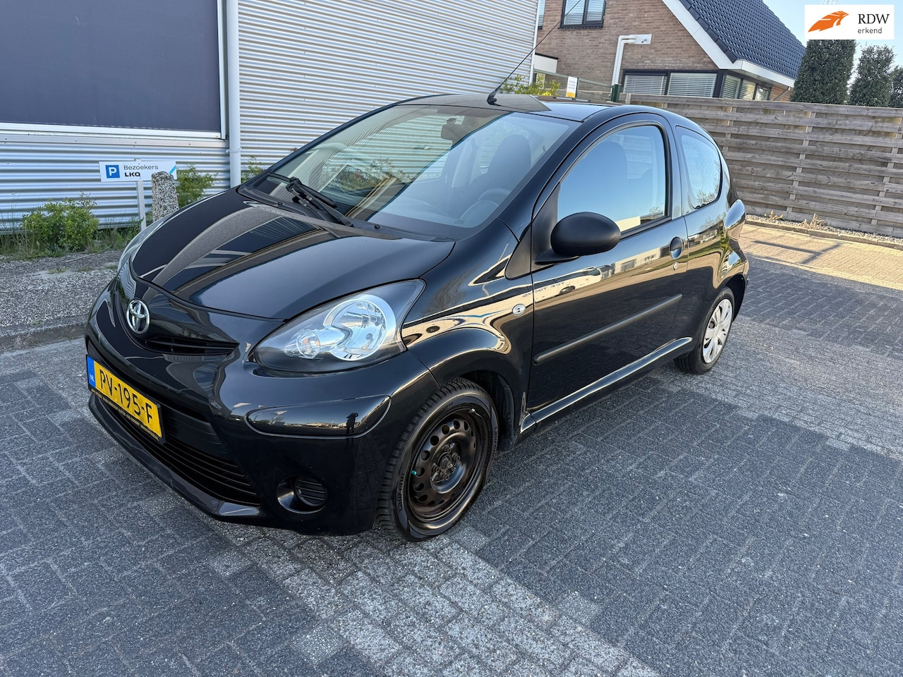 Toyota Aygo - 1.0 VVT-i Access 3-deurs Bj:2012 - AutoWereld.nl
