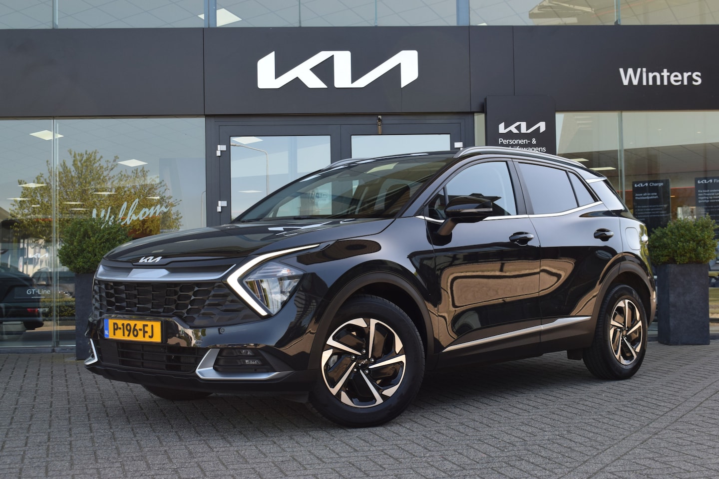Kia Sportage - 1.6 T-GDi Hybrid DynamicLine | Navigatie | Apple Carplay + Android Auto | Camera | Tot 10J - AutoWereld.nl
