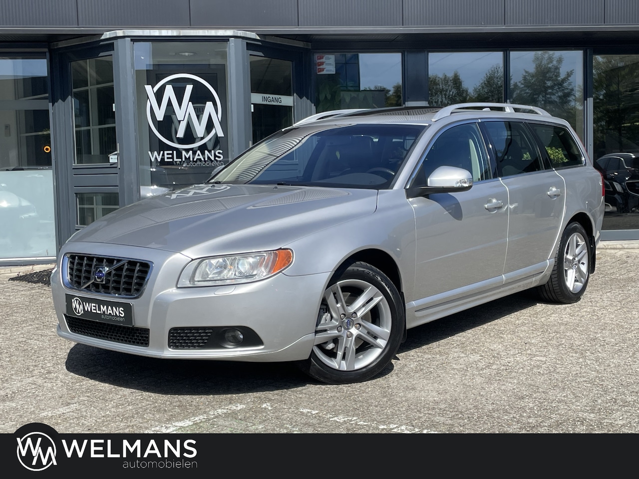Volvo V70 - 2.5T Summum Youngtimer | Schuifdak | Trekhaak | Orig NL - AutoWereld.nl