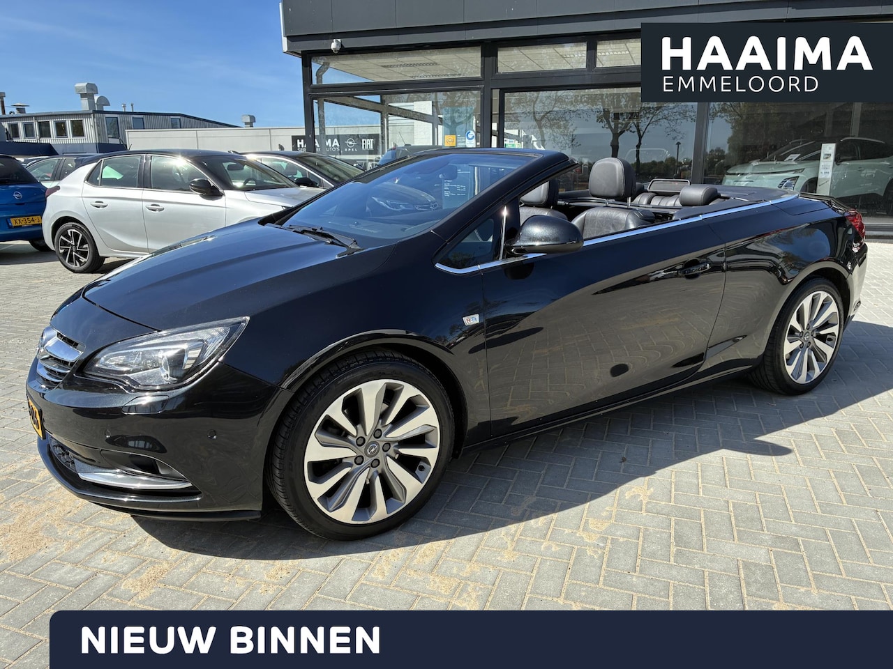 Opel Cascada - 1.6 Turbo Cosmo | ECC | Stoel verwarming & Koeling | Navigatie | Zeer kompleet | 1e Eigena - AutoWereld.nl