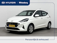 Hyundai i10 - 1.0 Premium | Unieke km-stand | Navigatie | Camera | Climate control | Parkeersensoren |
