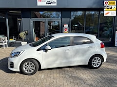 Kia Rio - 1.2 CVVT DynamicLine, achteruitrijcamera, cruise, airco NAP 106745 km