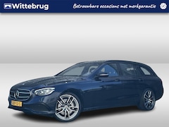 Mercedes-Benz E-klasse Estate - 300 e / Pano / Camera / Parkeersensoren V+A / Navigatie / App connect / Lichtmetaal 20 inc