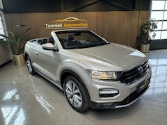 Volkswagen T-Roc Cabrio - 1.5 TSI Style Automaat Climate Control El.ramen el.Dak Apple Carplay LMV