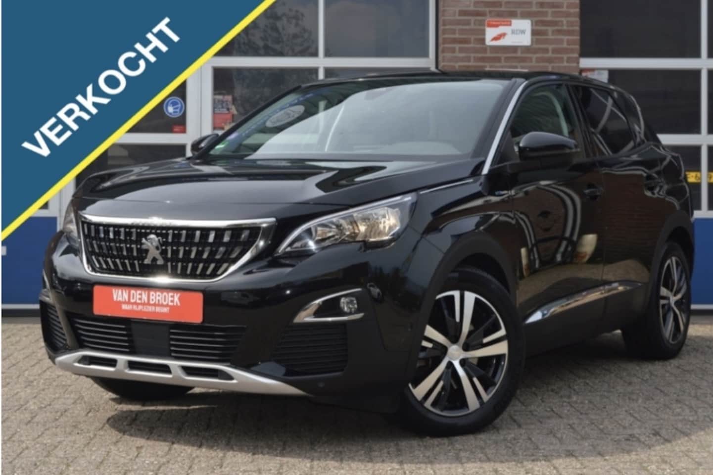Peugeot 3008 - 1.6 HYbrid Allure | AUT - VRT.COCKPIT - AutoWereld.nl