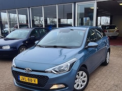 Hyundai i20 - 1.4i i-Catcher| NAVIGATIE | STOELVERWARMING | CLIMATE CONTROL |CRUISE CONTROL | STUURVERWA