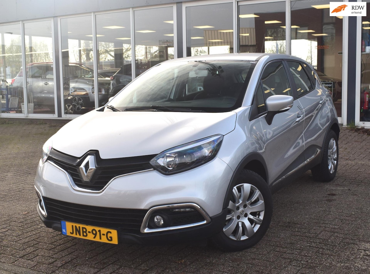 Renault Captur - 1.2 TCe Dynamique AUTOMAAT | CRUISE CONTROL | AIRCO |ELEKTRISCHE RAMEN VOOR EN ACHTER | AC - AutoWereld.nl