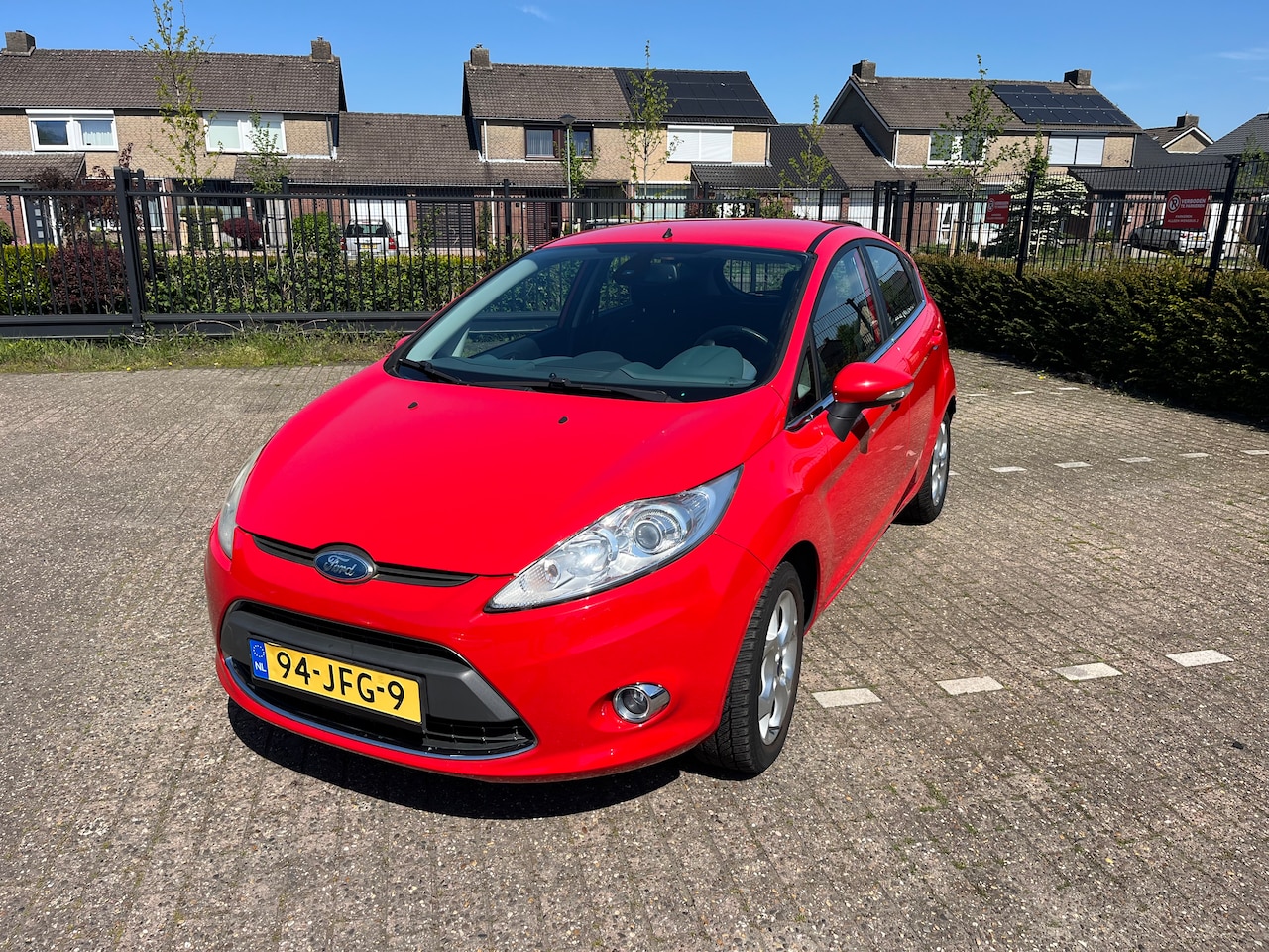 Ford Fiesta - 1.4 Titanium - AutoWereld.nl