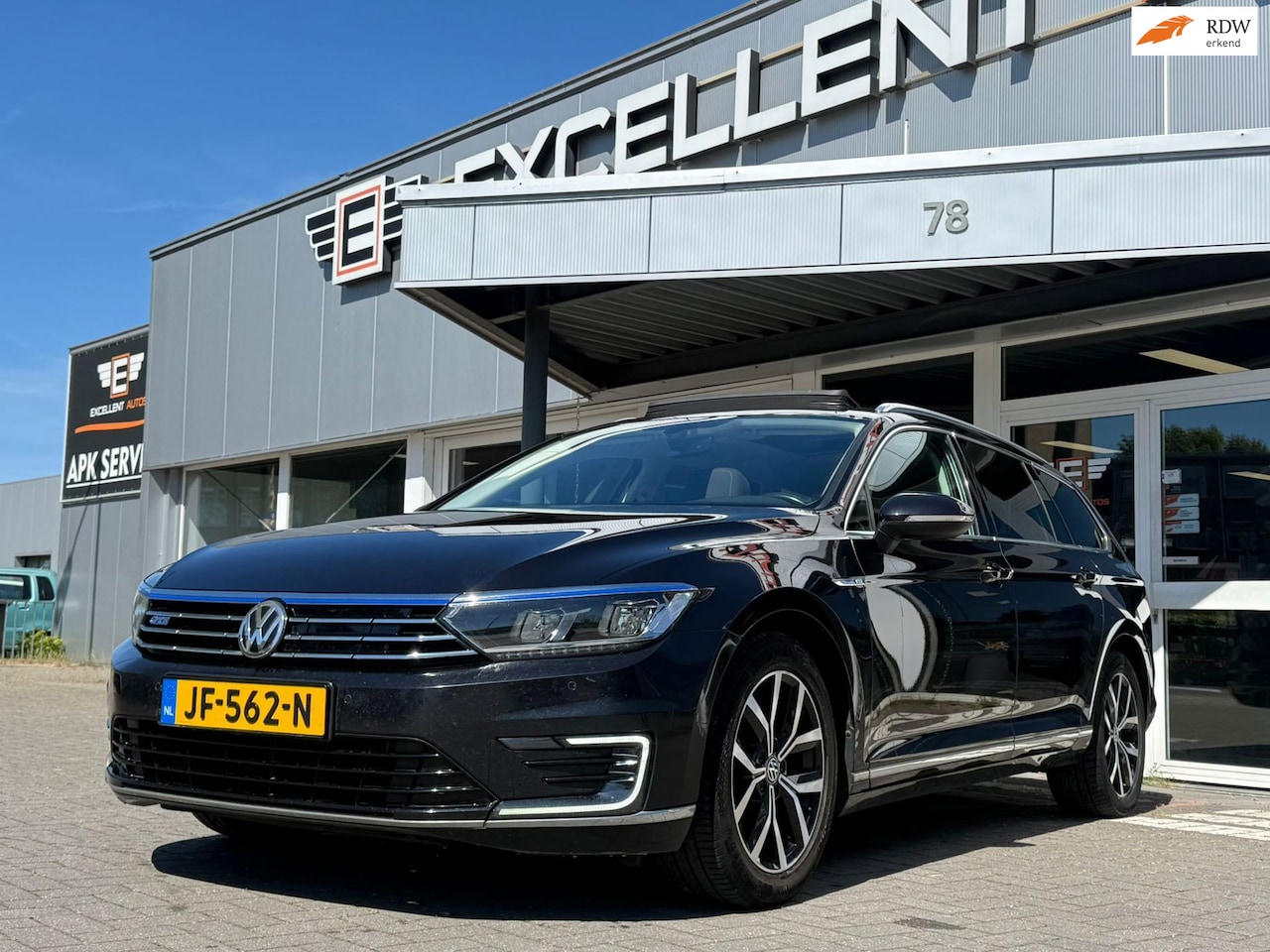 Volkswagen Passat Variant - 1.4 TSI GTE Highline | Panoramadak - AutoWereld.nl