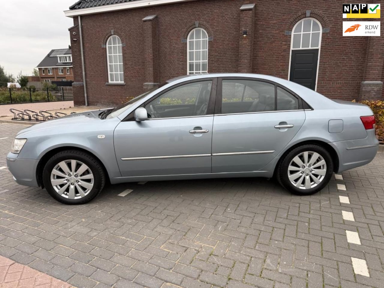 Hyundai Sonata - 2.0 Style AUTOMAAT LEDER APK + NAP uit 2009 - AutoWereld.nl