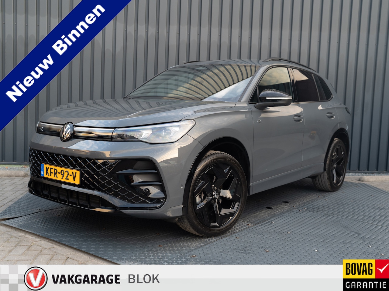 Volkswagen Tiguan - 1.5 eTSI R-Line Edition | Trekhaak wegkl. | 360 Camera | Side Assist | IQ Light | Prijs Ri - AutoWereld.nl