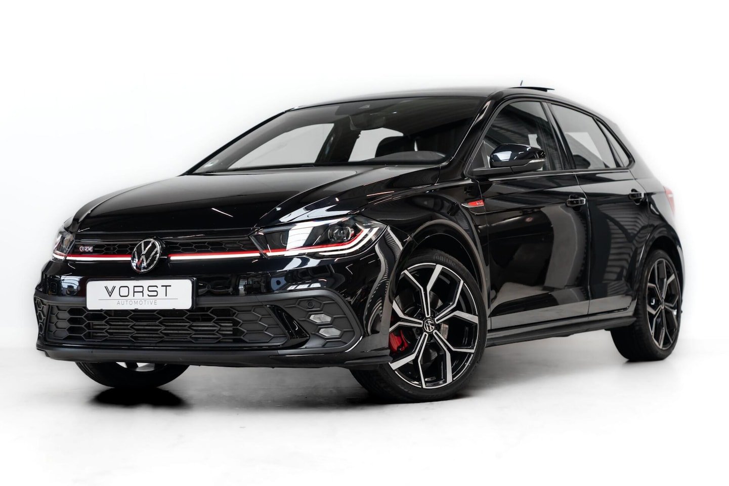 Volkswagen Polo - 2.0 TSI GTI Pano DSG Beats ACC Stoelverw Vol - AutoWereld.nl