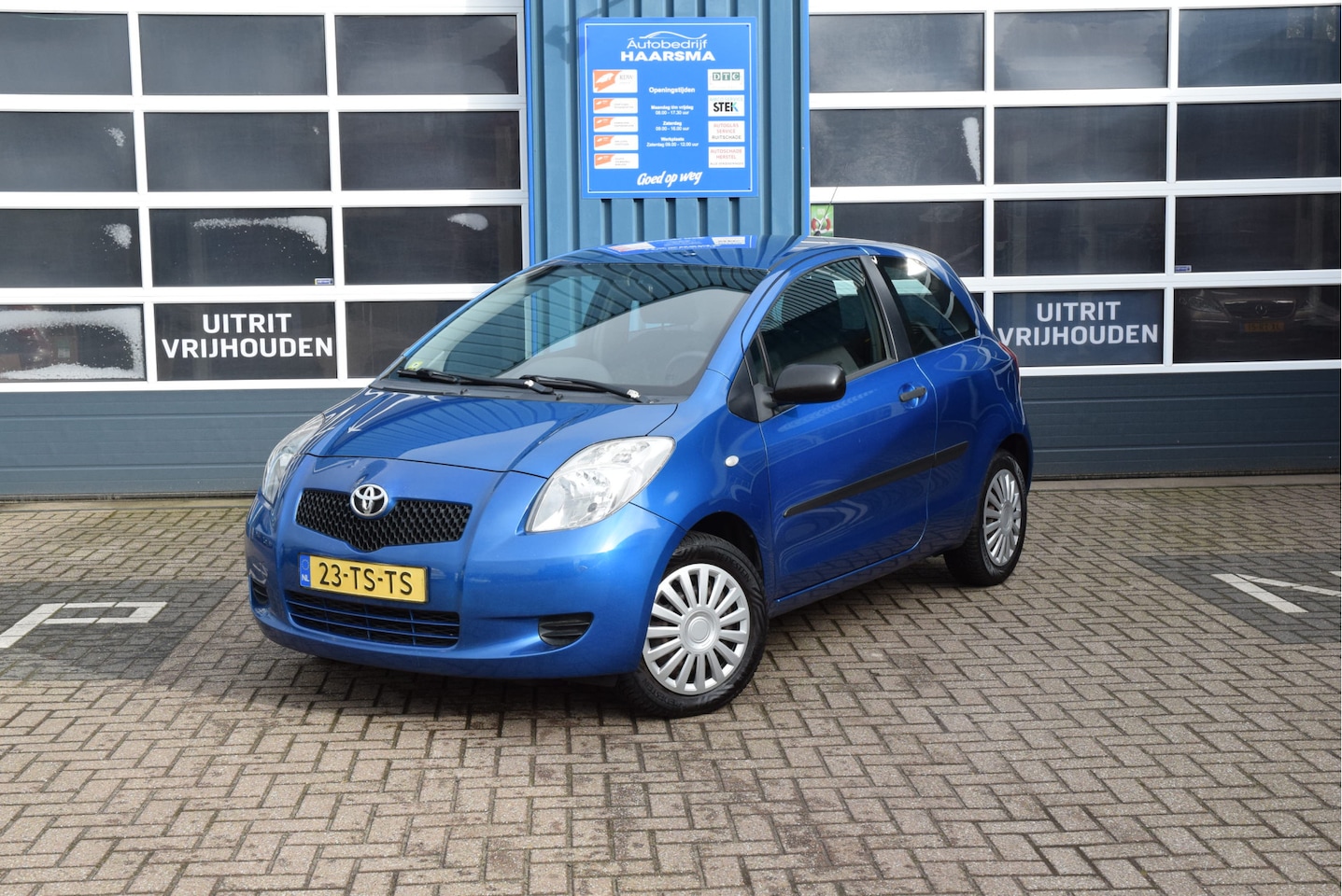 Toyota Yaris - 1.0 VVTi Terra Inclusief nieuwe APK - AutoWereld.nl