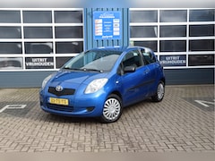 Toyota Yaris - 1.0 VVTi Terra Inclusief nieuwe APK