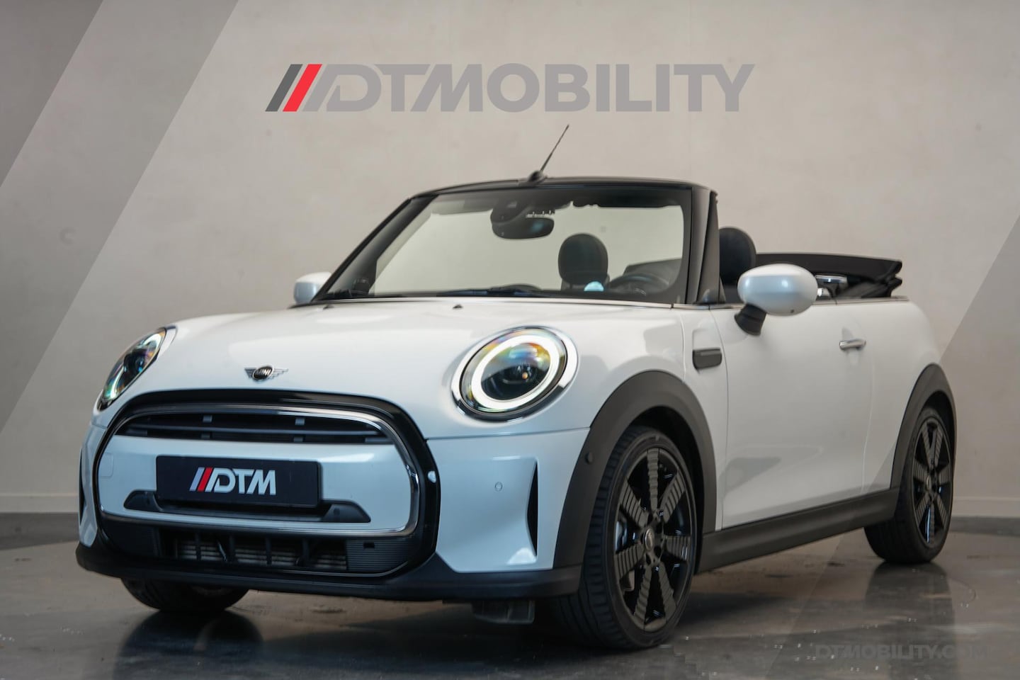 MINI Cabrio - Mini 1.5 | H/K | HuD | Camera - AutoWereld.nl