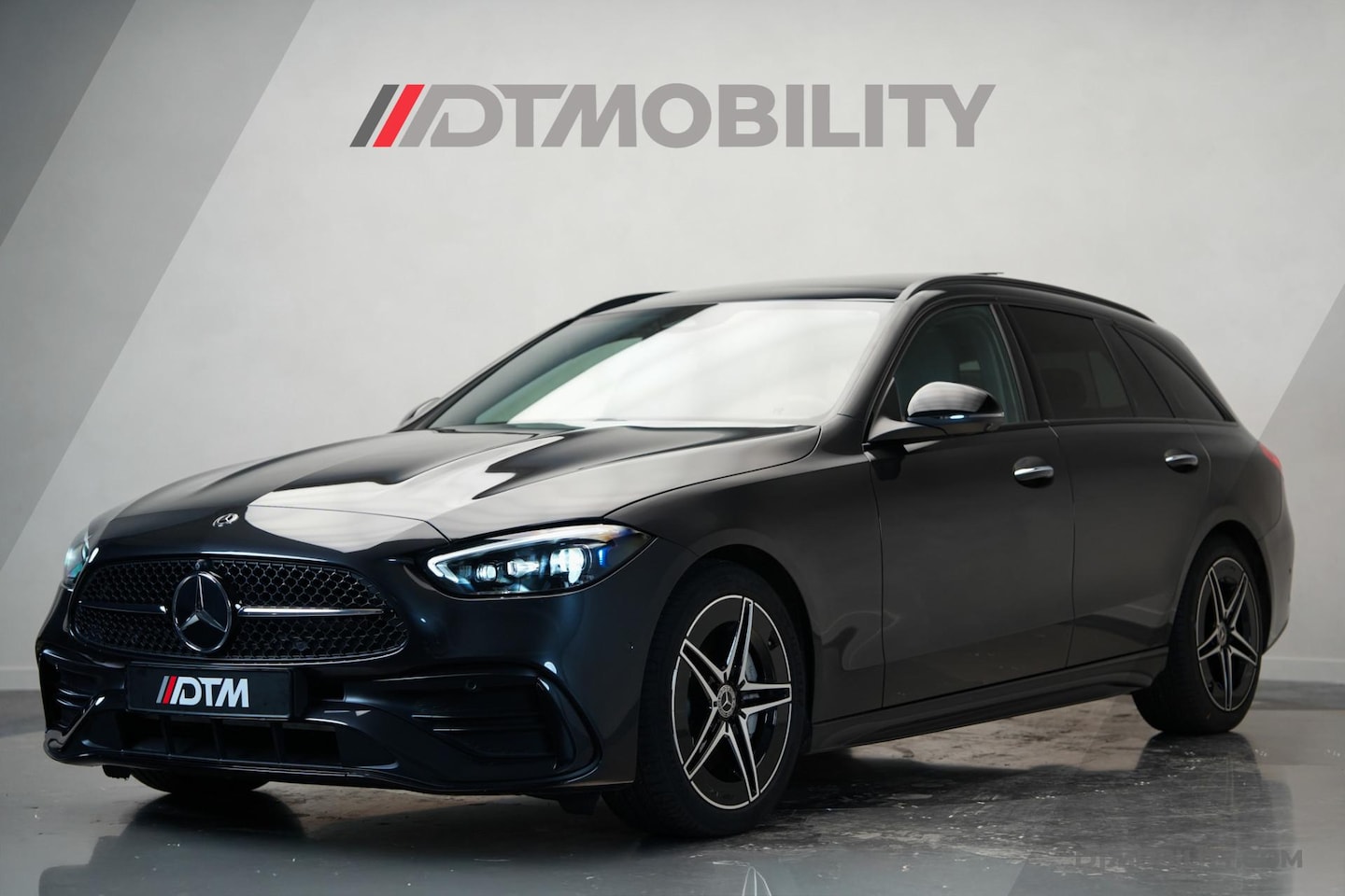 Mercedes-Benz C-klasse Estate - 200 Launch Edition AMG | Pano | Designo | Burmester - AutoWereld.nl