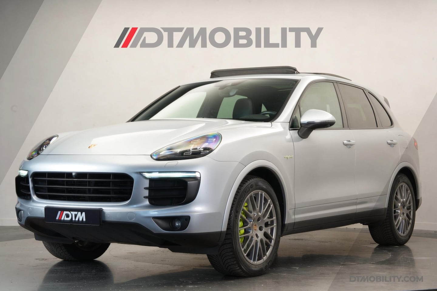 Porsche Cayenne - 3.0S E-Hybrid Platinum Edition | Pano | 360 | - AutoWereld.nl