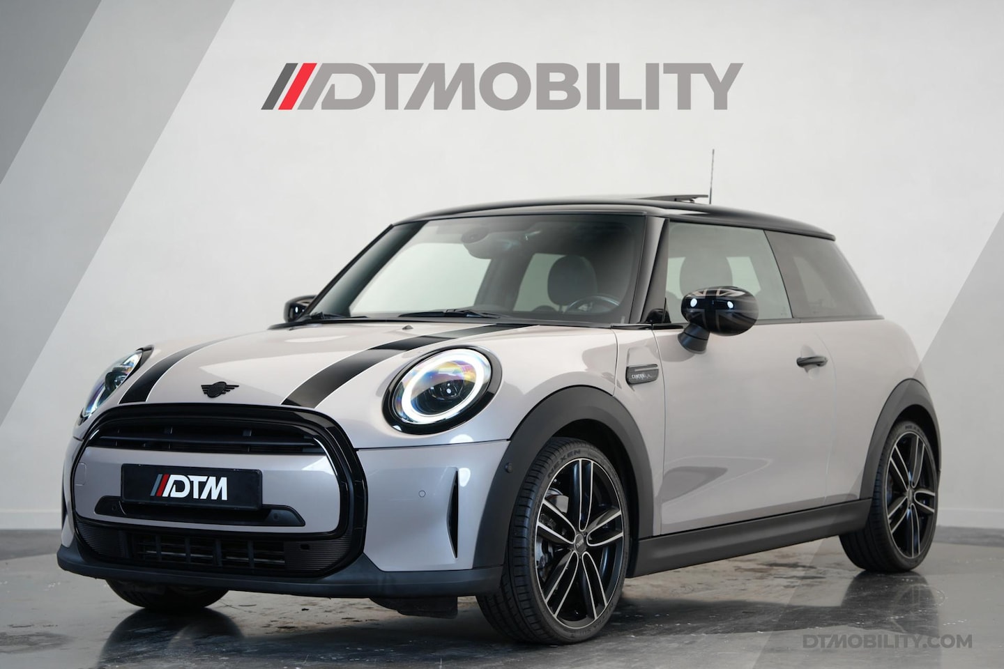 MINI Mini - Mini 1.5 Camden | Pano | Sfeer | Camera | Leder - AutoWereld.nl