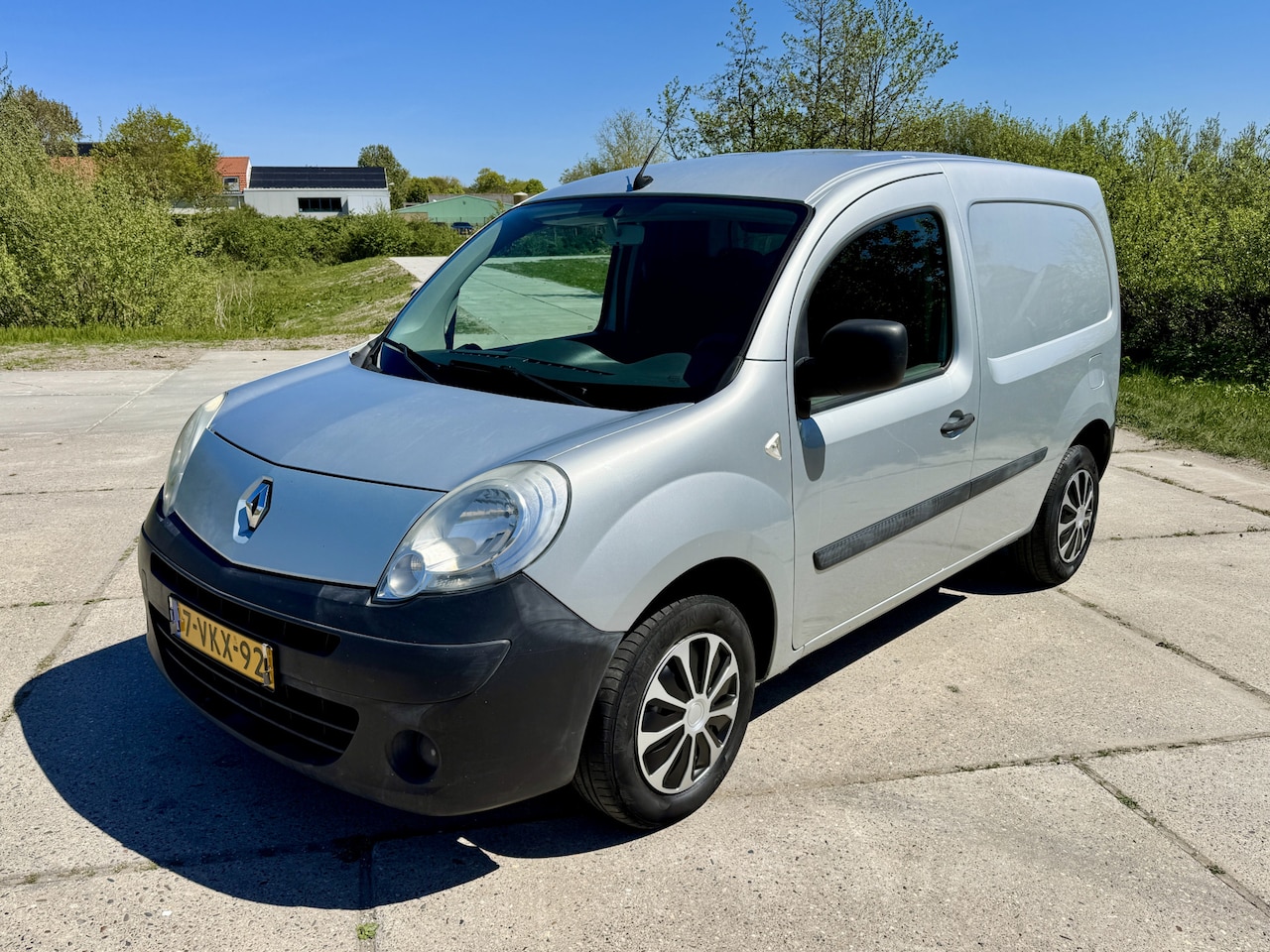Renault Kangoo Express - 1.5 dCi airco schuifdeur navi cruise trekhaak - AutoWereld.nl