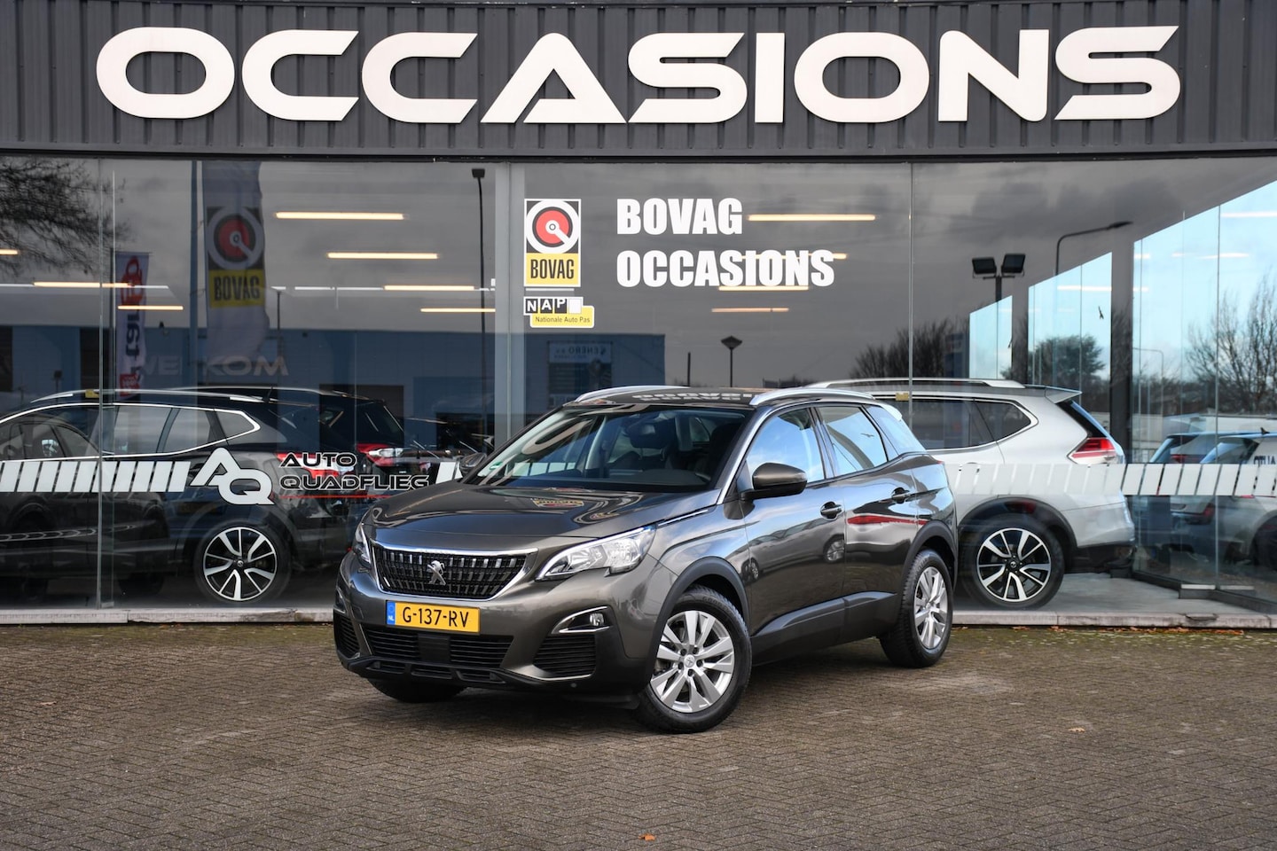 Peugeot 3008 - 1.2 Executive 1 EIGENAAR/ NAVIGATIE Peugeot 3008 1.2 Blue Lease Executive 1 EIGENAAR/ NAVI - AutoWereld.nl