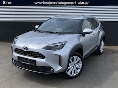 Toyota Yaris Cross - 1.5 Hybrid Executive edition Afneembare trekhaak, stuur- & stoelverwarming, dodehoek detec
