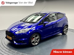 Ford Fiesta - 1.6i ST2 182PK Clima-Stoelverwarming-Leder-Lm17''velgen-Elek.ramen-Elek.spiegels