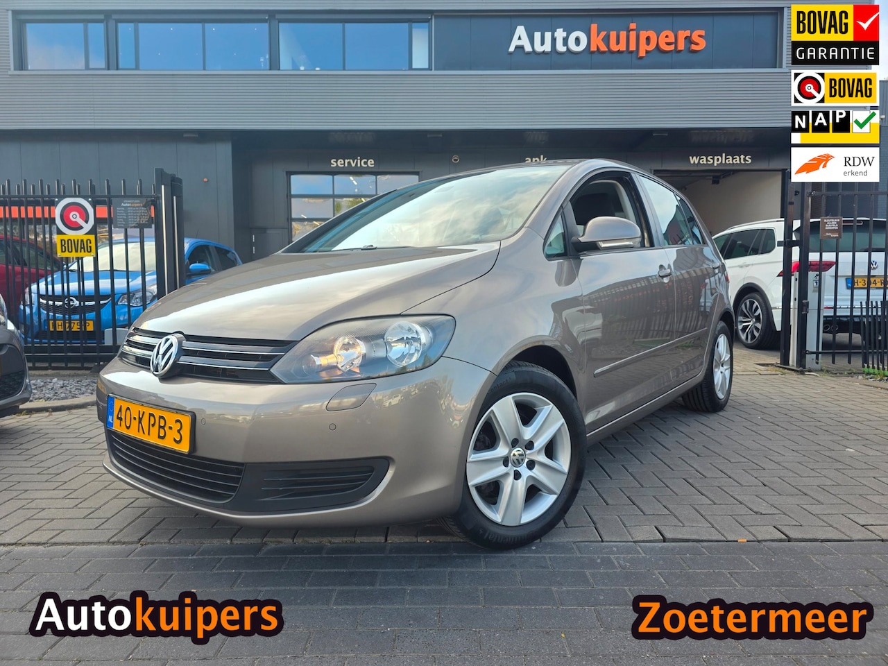 Volkswagen Golf Plus - 1.4 TSI Comfortline | AUTOMAAT | Met o.a. cruise control, parkeersensoren, trekhaak en cli - AutoWereld.nl