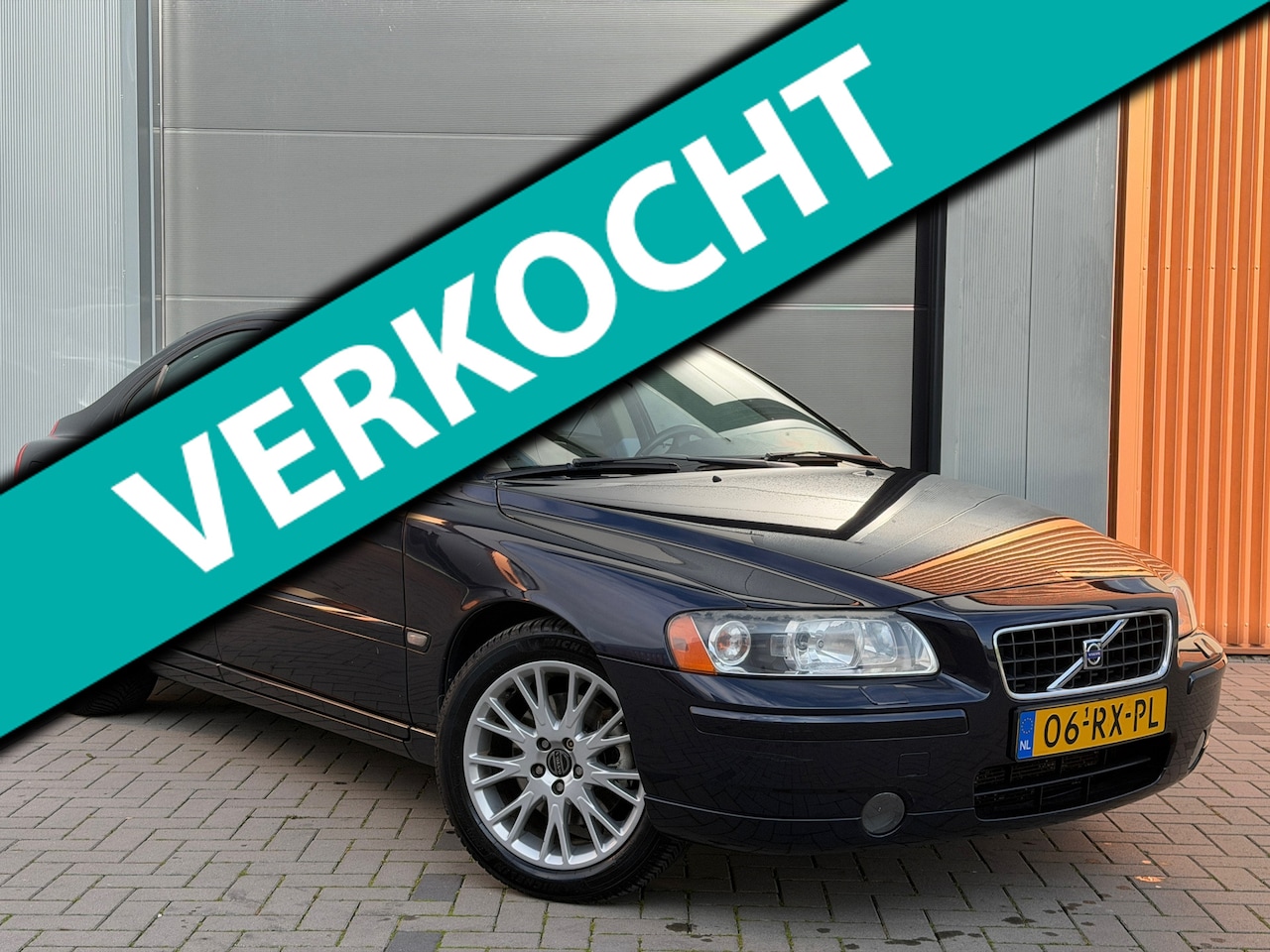 Volvo S60 - 2.0T Summum|Smetteloze Staat|Stoelverwarming|Navigatie|Lederen Bekleding|Parkeersensoren - AutoWereld.nl