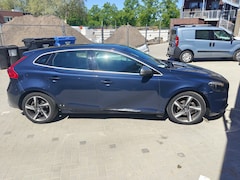 Volvo V40 - 1.6 D2 R-Design