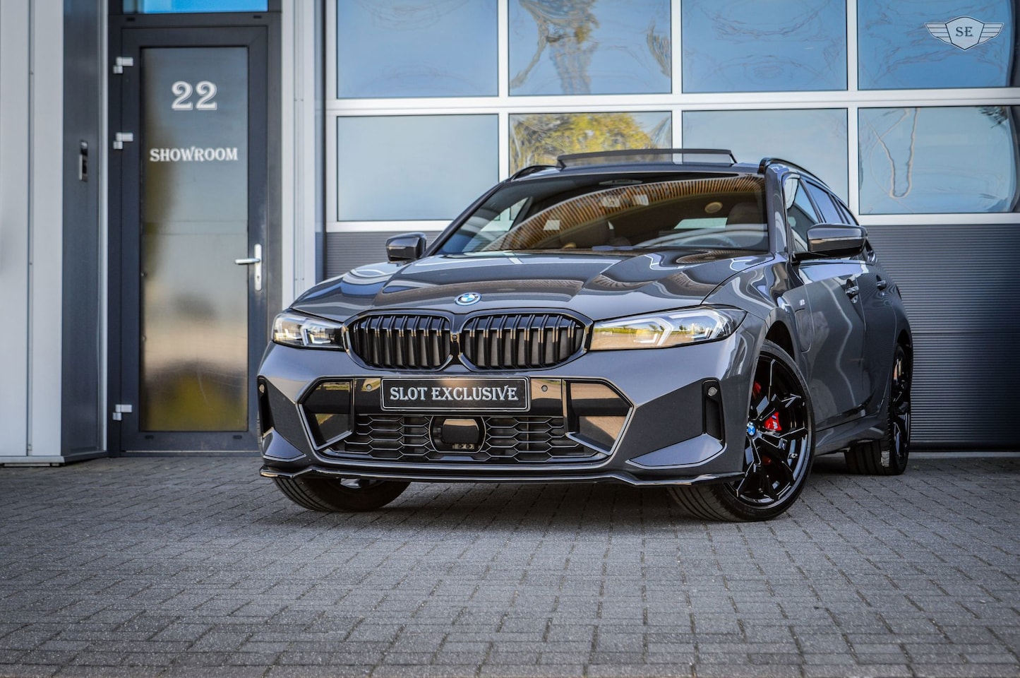 BMW 3-serie Touring - 330e|HIGH EXECUTIVE|M-SPORT PRO|FULL|H&K|PANO|ACC - AutoWereld.nl