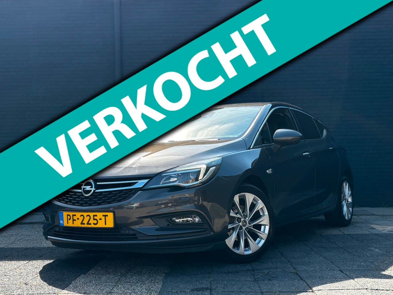 Opel Astra - 1.4 Innovation | Stoel & Stuurverwarming | Camera - AutoWereld.nl