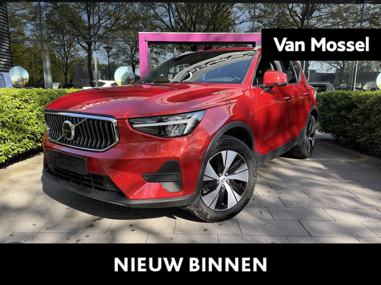 Volvo XC40 - T5 Recharge Plus Bright | HARMAN KARDON | ACHTERUITRIJCAMERA | STOELVERWARMING | STUURVERW - AutoWereld.nl