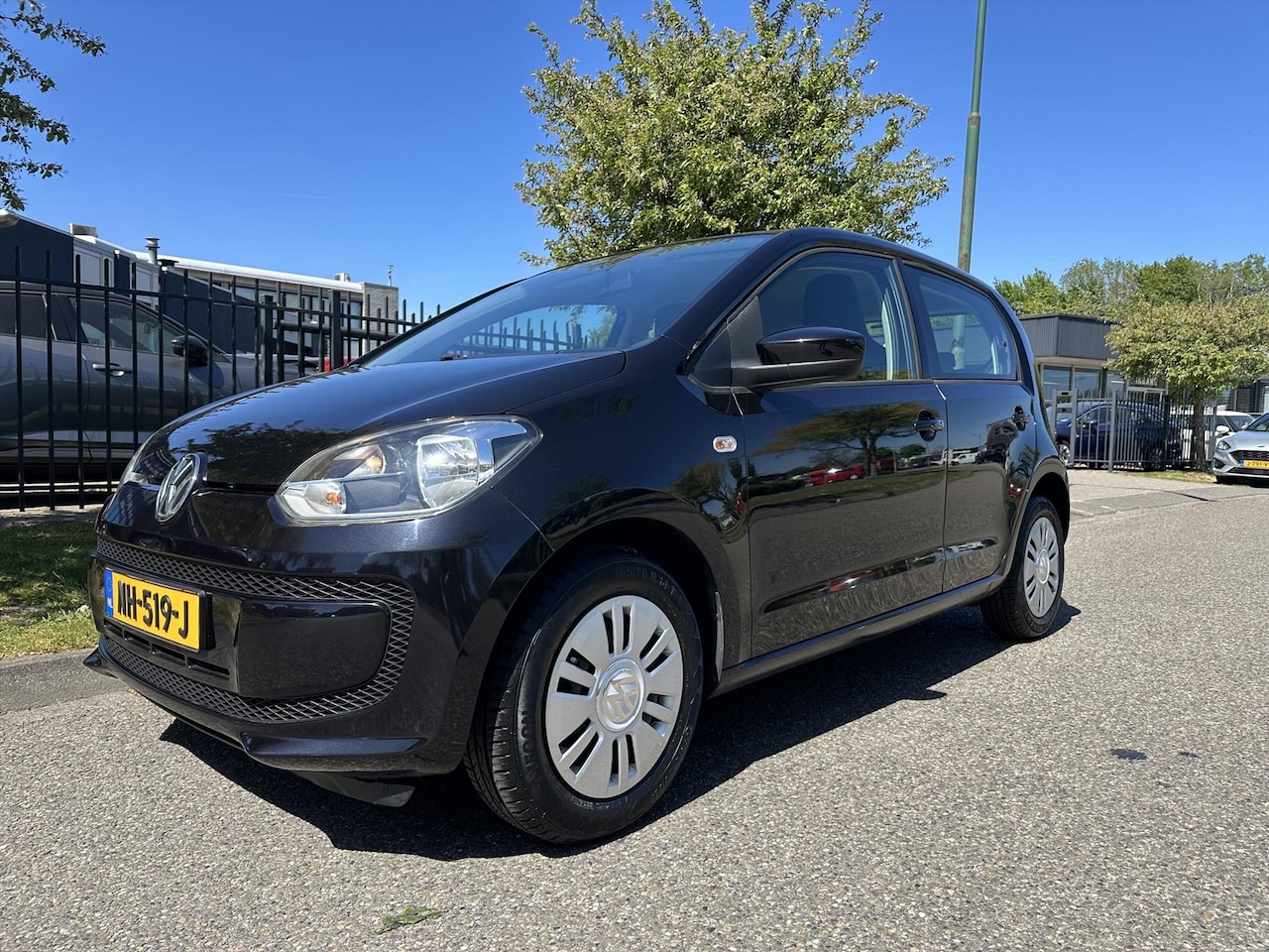 Volkswagen Up! - 1.0 60PK 5D BMT Move up! Airco 47.544 KM Mooi - AutoWereld.nl