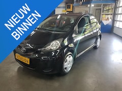 Toyota Aygo - 1000i 12V 3 DEURS zwart
