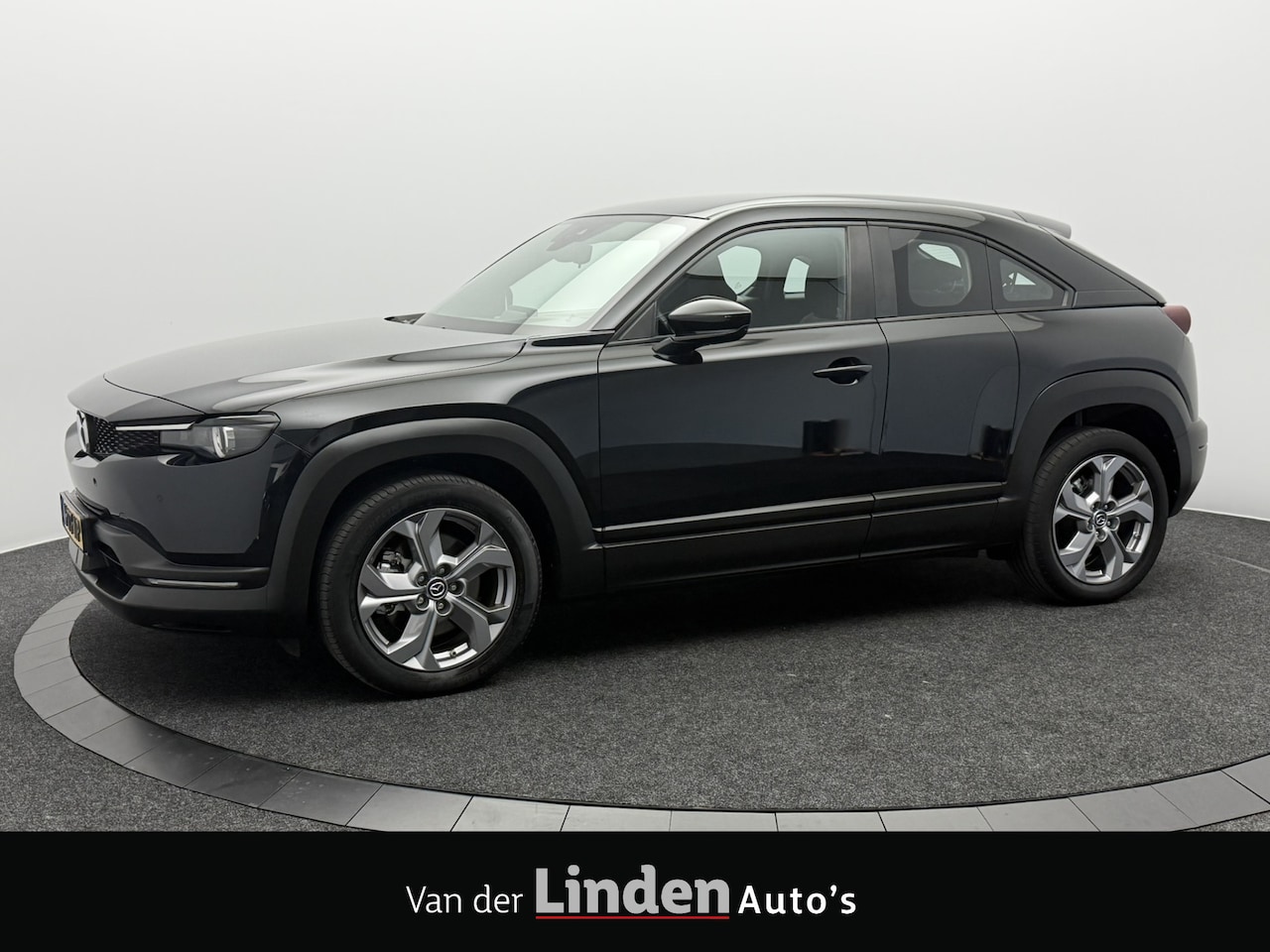 Mazda MX-30 - e-SkyActiv 145 36 kWh SOH 92,8% | Head-up Display | Camera | Navigatie | Carplay&Android - AutoWereld.nl