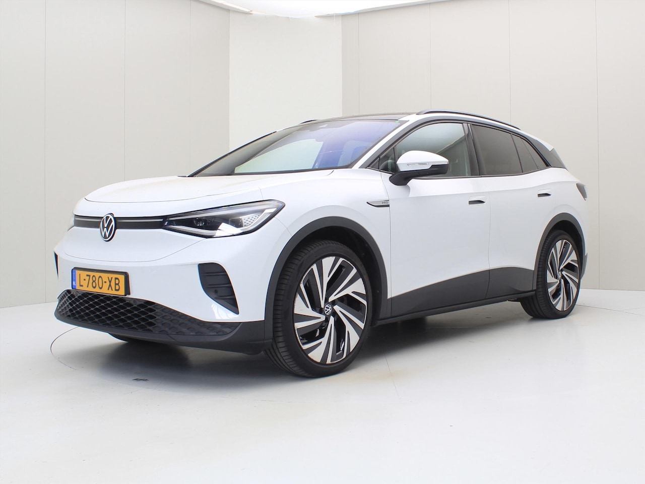 Volkswagen ID.4 - 77kWh 204pk Family 89% SoH [ PANO+21 INCH+STOEL/STUURWIELVERWARMING+CARPLAY ] - AutoWereld.nl