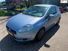 Fiat Grande Punto - 1.2 Sportsound design by giugiaro