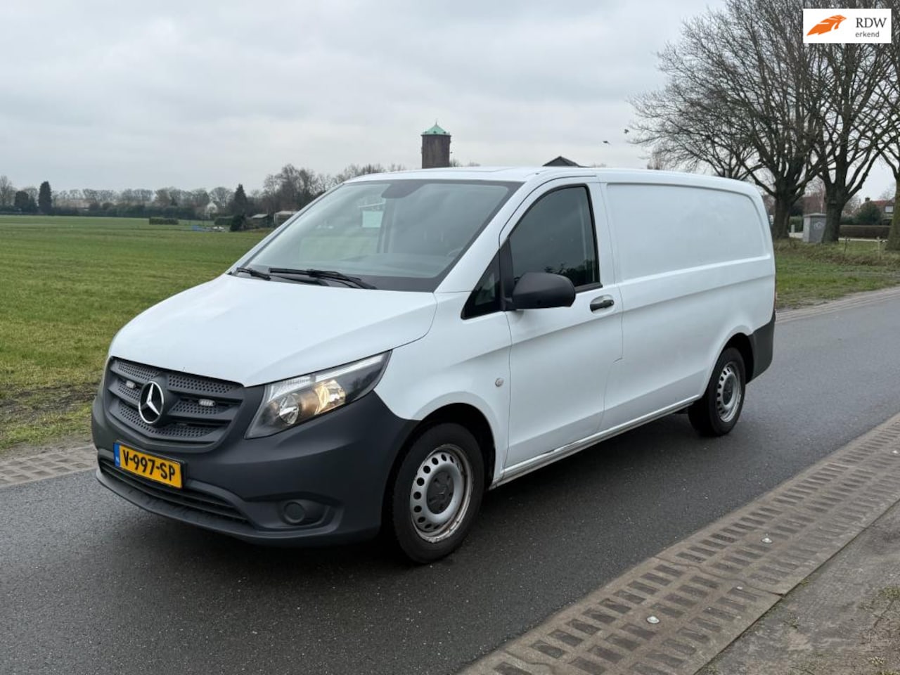Mercedes-Benz Vito - 111 CDI Lang *Schade - AutoWereld.nl