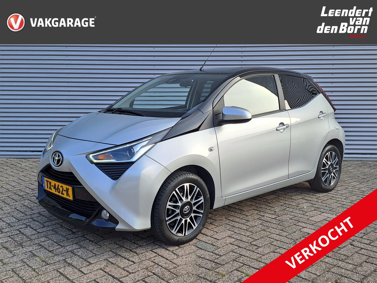 Toyota Aygo - 1.0 VVT-i x-clusiv | Camera | ECC |  Apple Carplay/Android Auto | LM Velgen - AutoWereld.nl