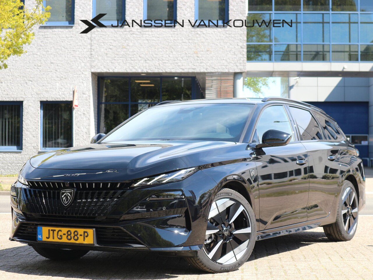 Peugeot e-308 SW - GT 54 kWh / Alcantara / 360 Camera / Adaptieve Cruise / Memory - AutoWereld.nl