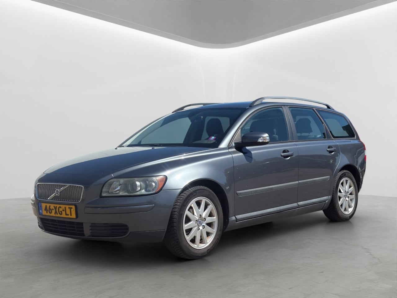 Volvo V50 - 1.8 Airco zeer nette auto - AutoWereld.nl