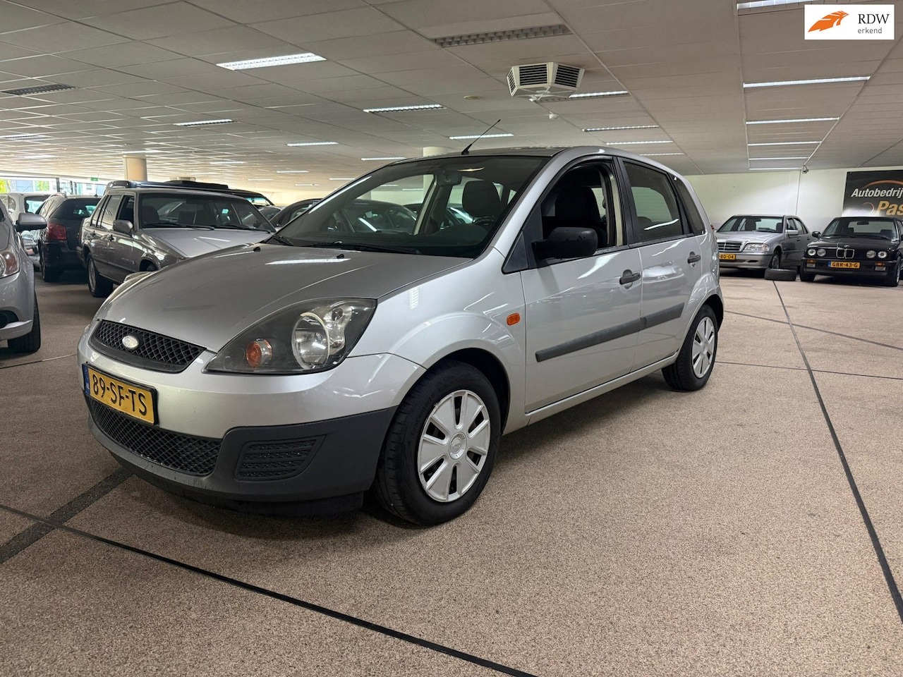 Ford Fiesta - 1.3-8V Champion Airco. 5 deurs. - AutoWereld.nl