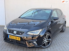 SEAT Ibiza - 1.5 TSI EVO FR Camera CarPlay ACC LED 18'' Stoelverwarming