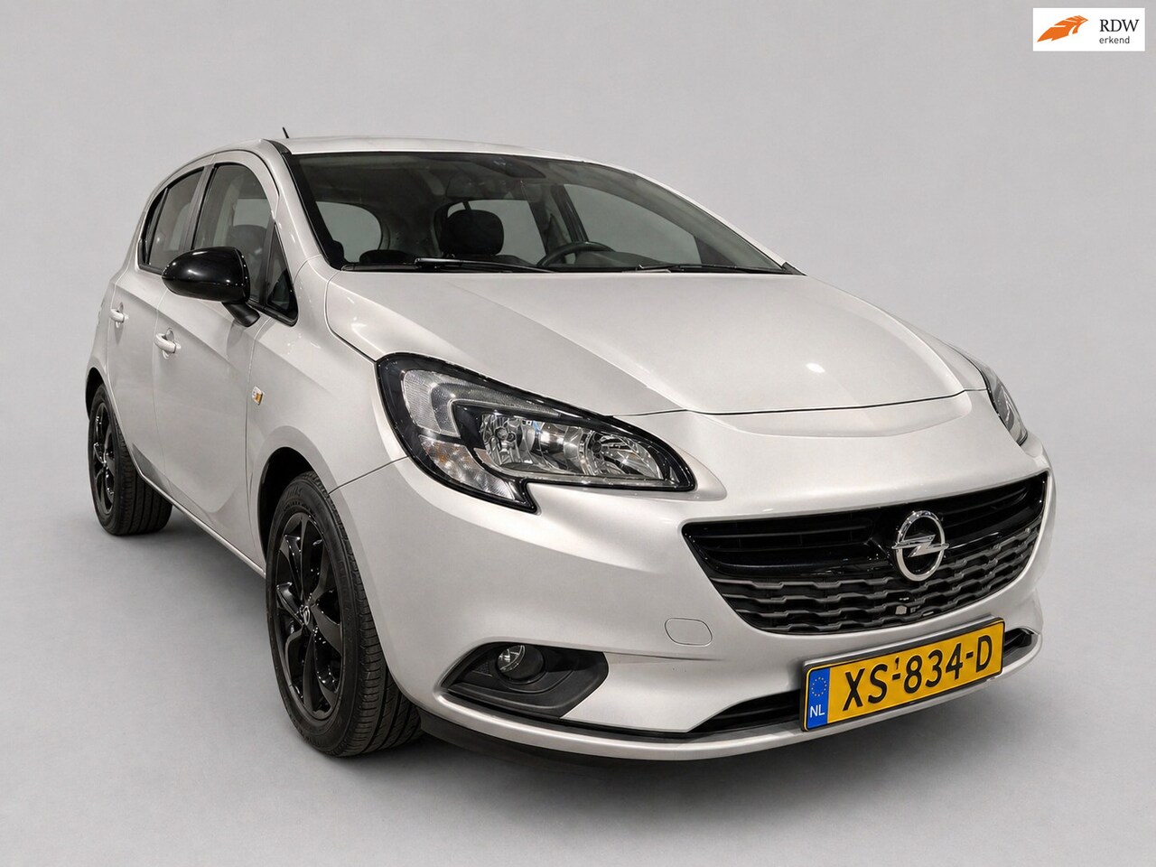 Opel Corsa - 1.4 Online Edition - Automaat - Airco - Cruise - Rijklaar - AutoWereld.nl